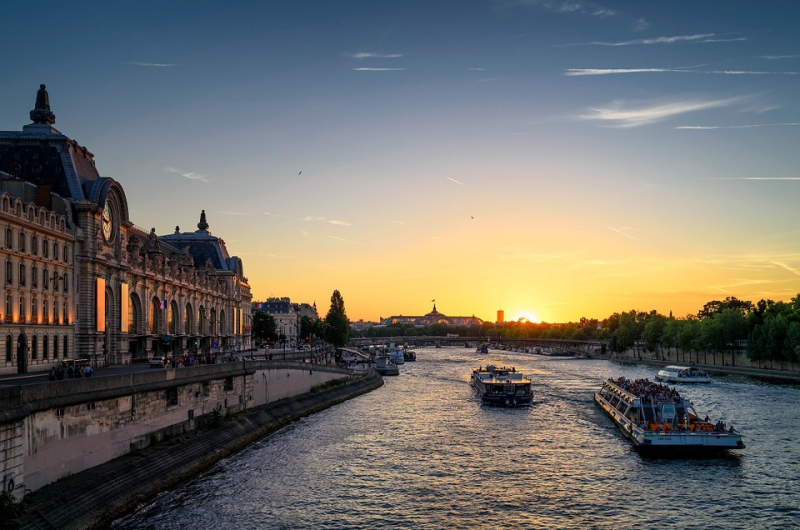 L’électrique et l’hydrogène : les nouveaux carburants du transport fluvial