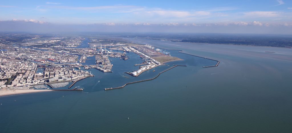 Infrastructures : Signature de la Convention de financement de la chatière