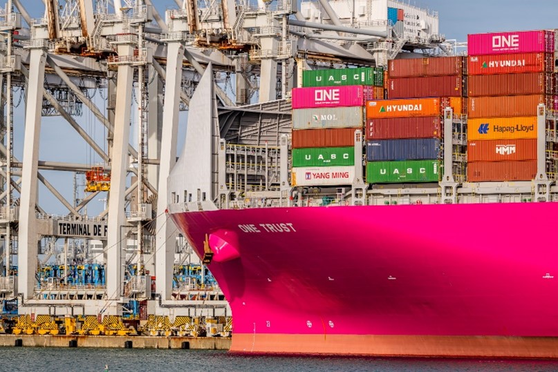ONE Trust au Havre : le premier porte-conteneurs équipé d&rsquo;un déflecteur à vent
