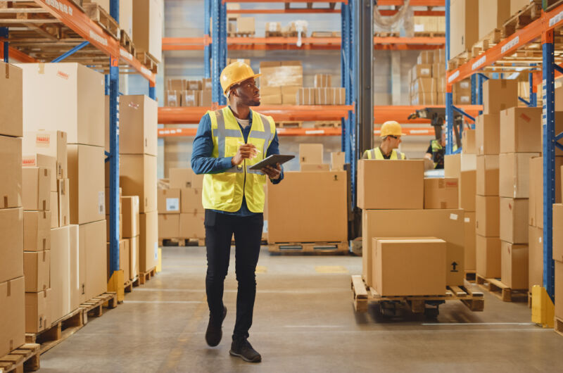 APPROVISIONNEUR·EUSE LOGISTIQUE